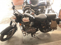 Black Royal Enfield Classic 500