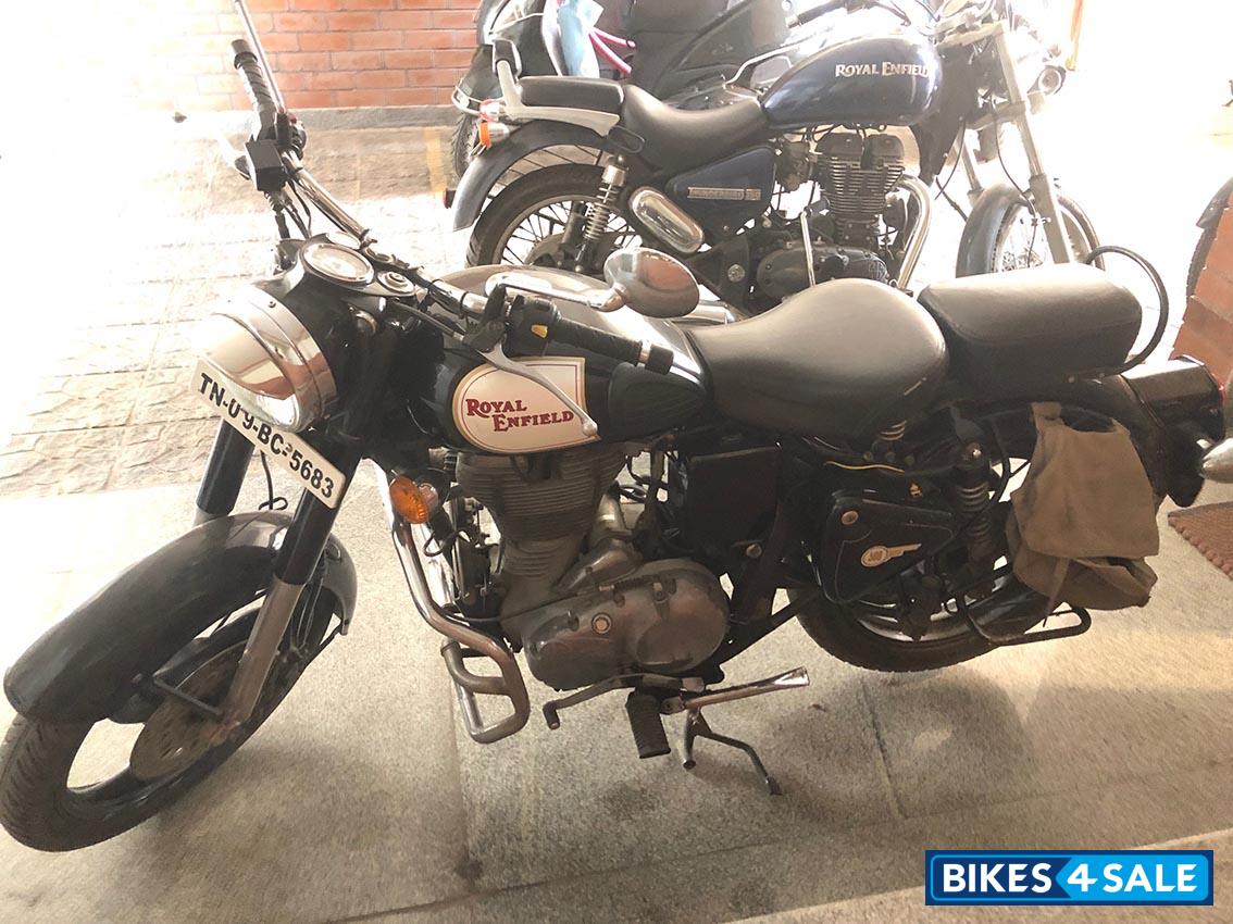 Black Royal Enfield Classic 500 Black Royal Enfield Classic 500