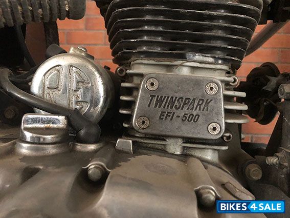 Black Royal Enfield Classic 500 Black Royal Enfield Classic 500