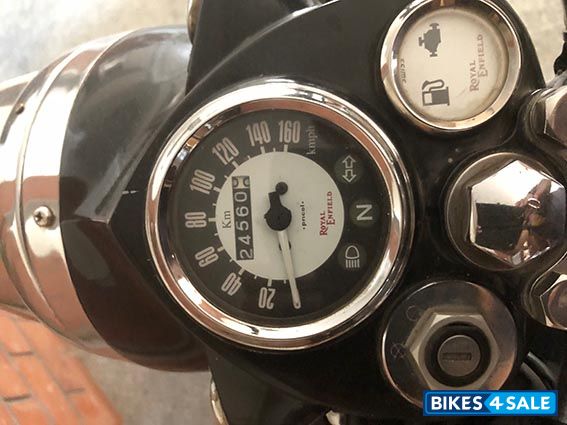 Black Royal Enfield Classic 500 Black Royal Enfield Classic 500