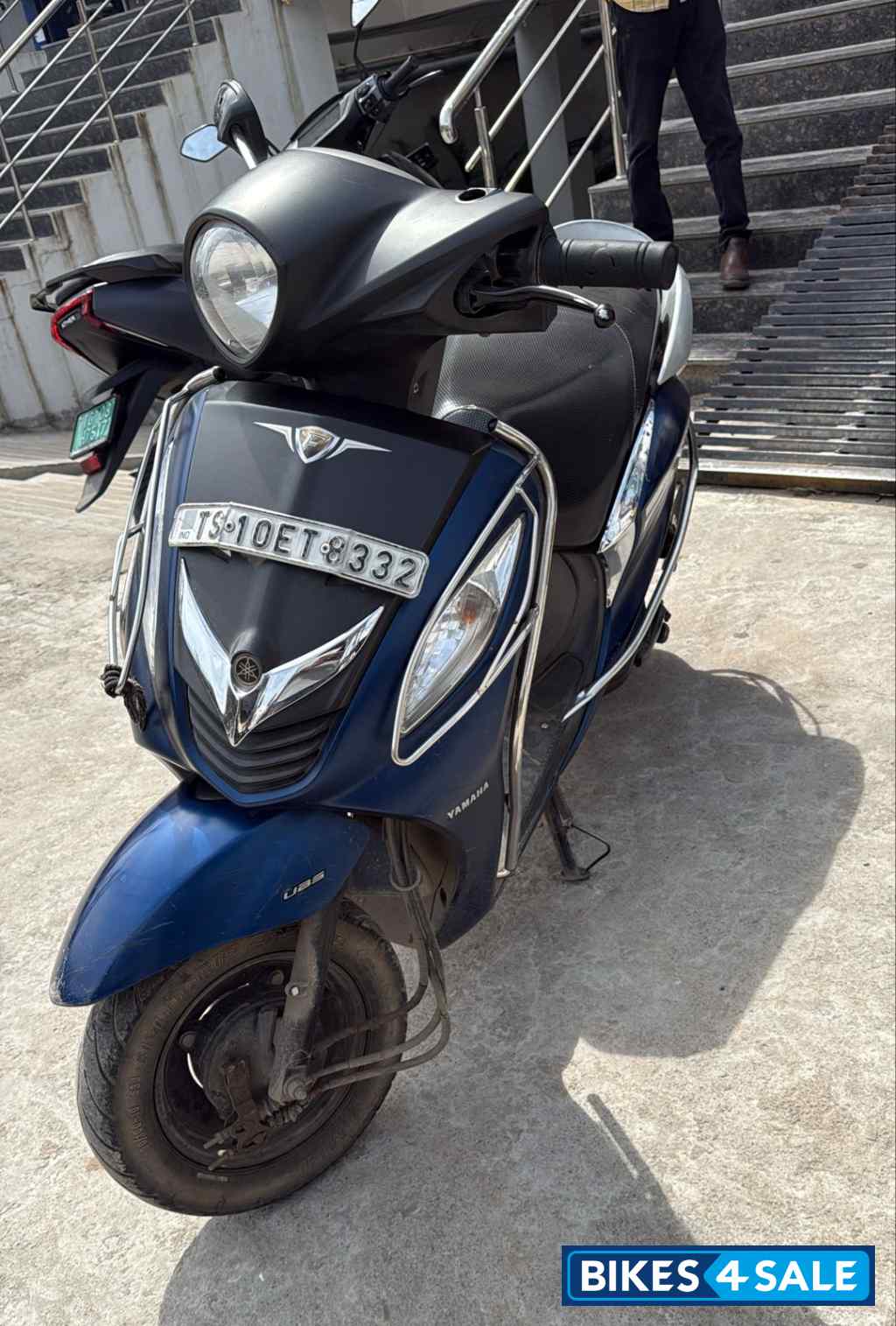 Beaming Blue Yamaha Fascino Beaming Blue Yamaha Fascino