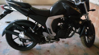 Black Yamaha FZ FI V2