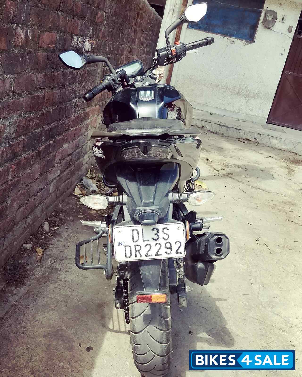 TVS Apache RTR 200 4V