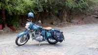 Royal Enfield Classic 500