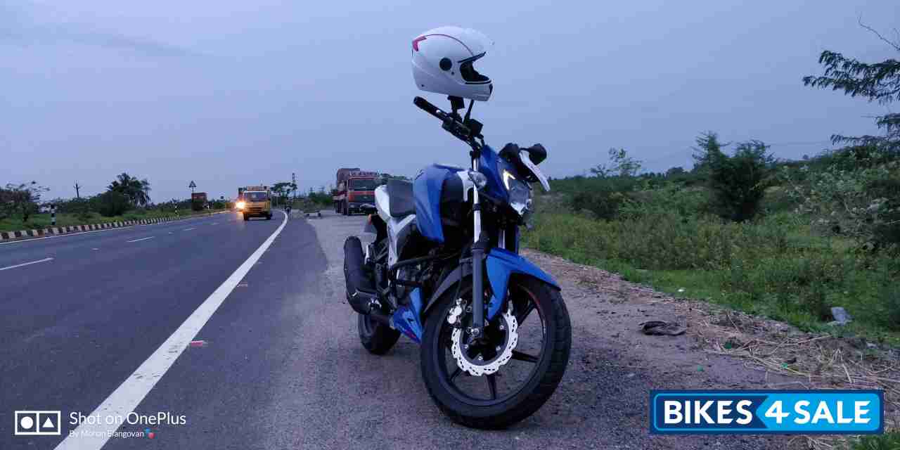 White And Blue TVS Apache RTR 160 4V