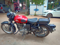 Redditch Red Royal Enfield Classic 350 Redditch Red