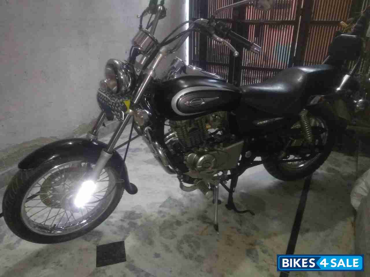 Bajaj Avenger Cruise 220