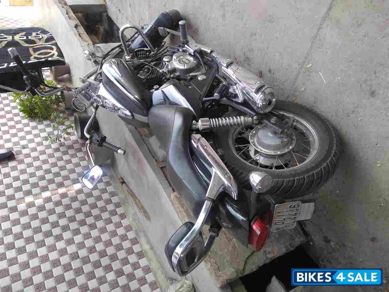 Bajaj Avenger Cruise 220