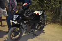 Black Suzuki Gixxer SF