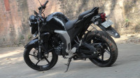 Black Yamaha FZ FI V2