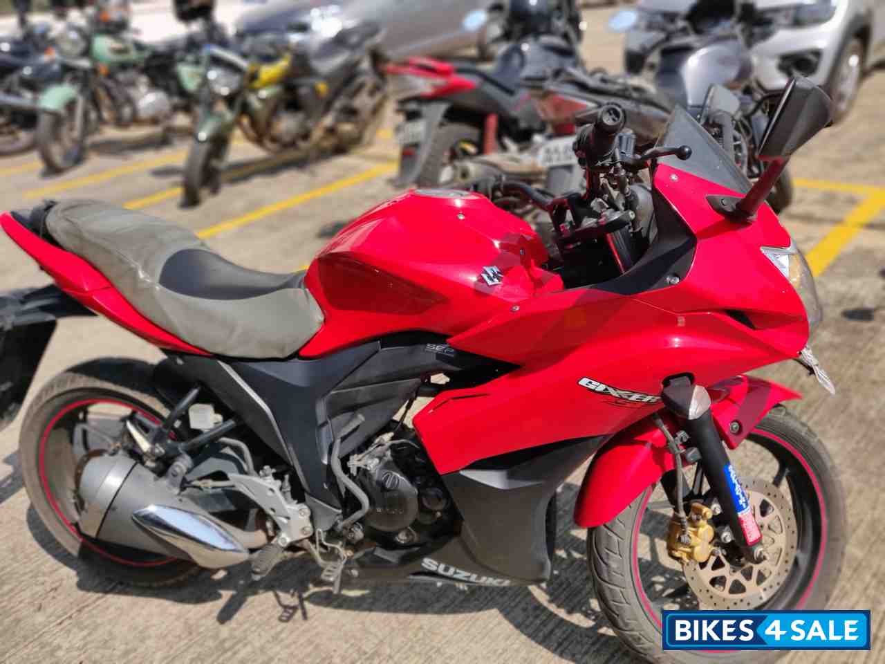 Suzuki Gixxer SF