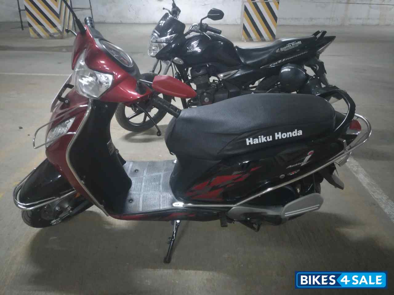 Red And Black Honda Activa i