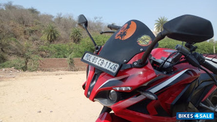 Bajaj Pulsar RS 200