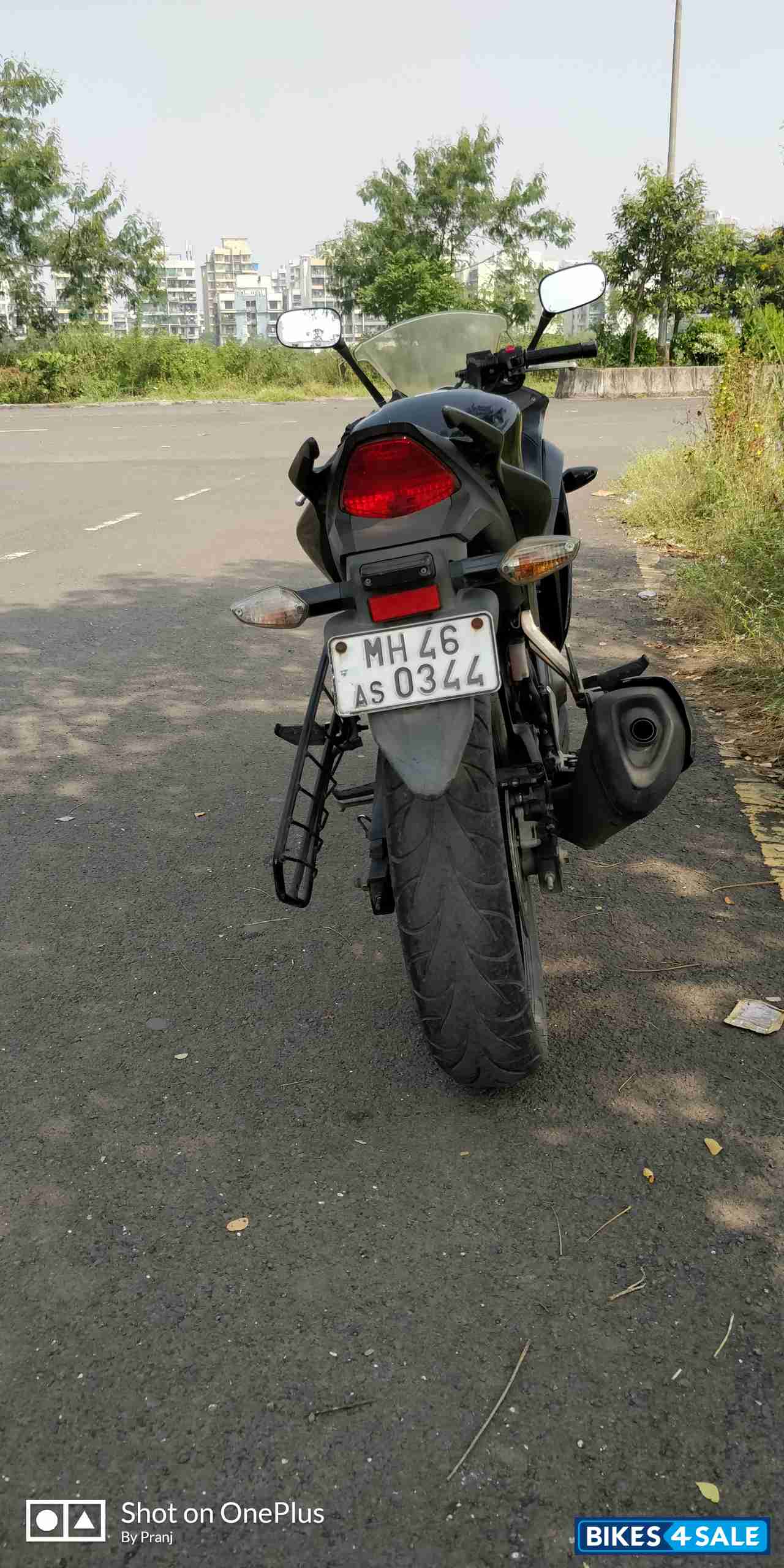 Black Honda CBR 250R ABS