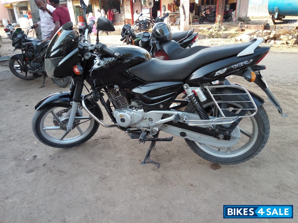 Bajaj Pulsar 150 Classic