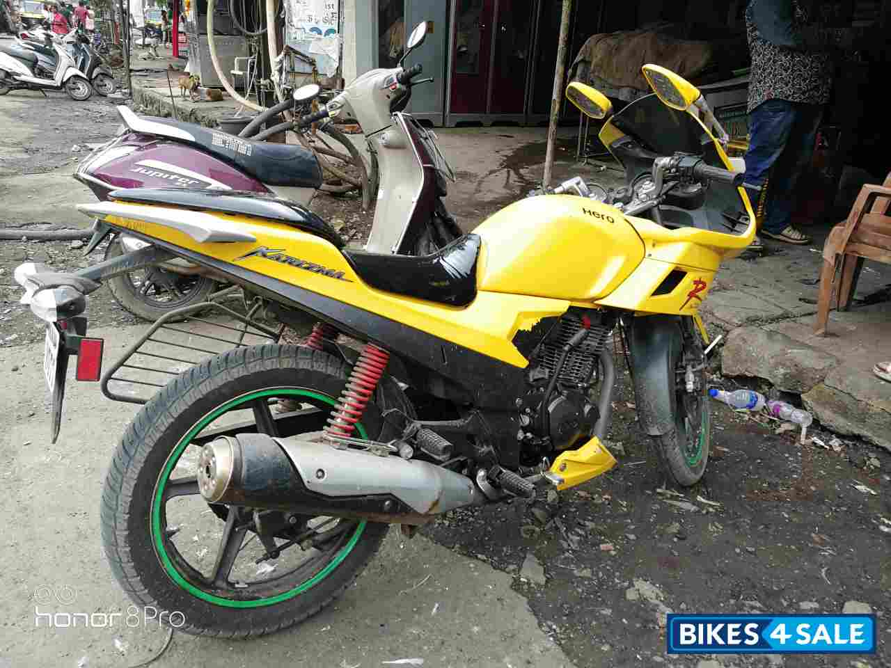 Yellow Hero Karizma R