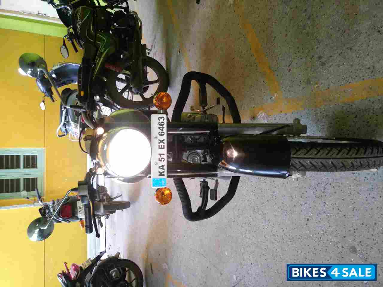 Black Royal Enfield Classic 350