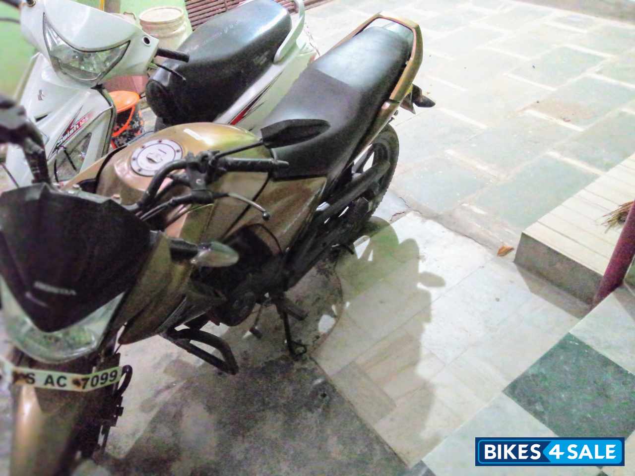 Honda Unicorn Dazzler