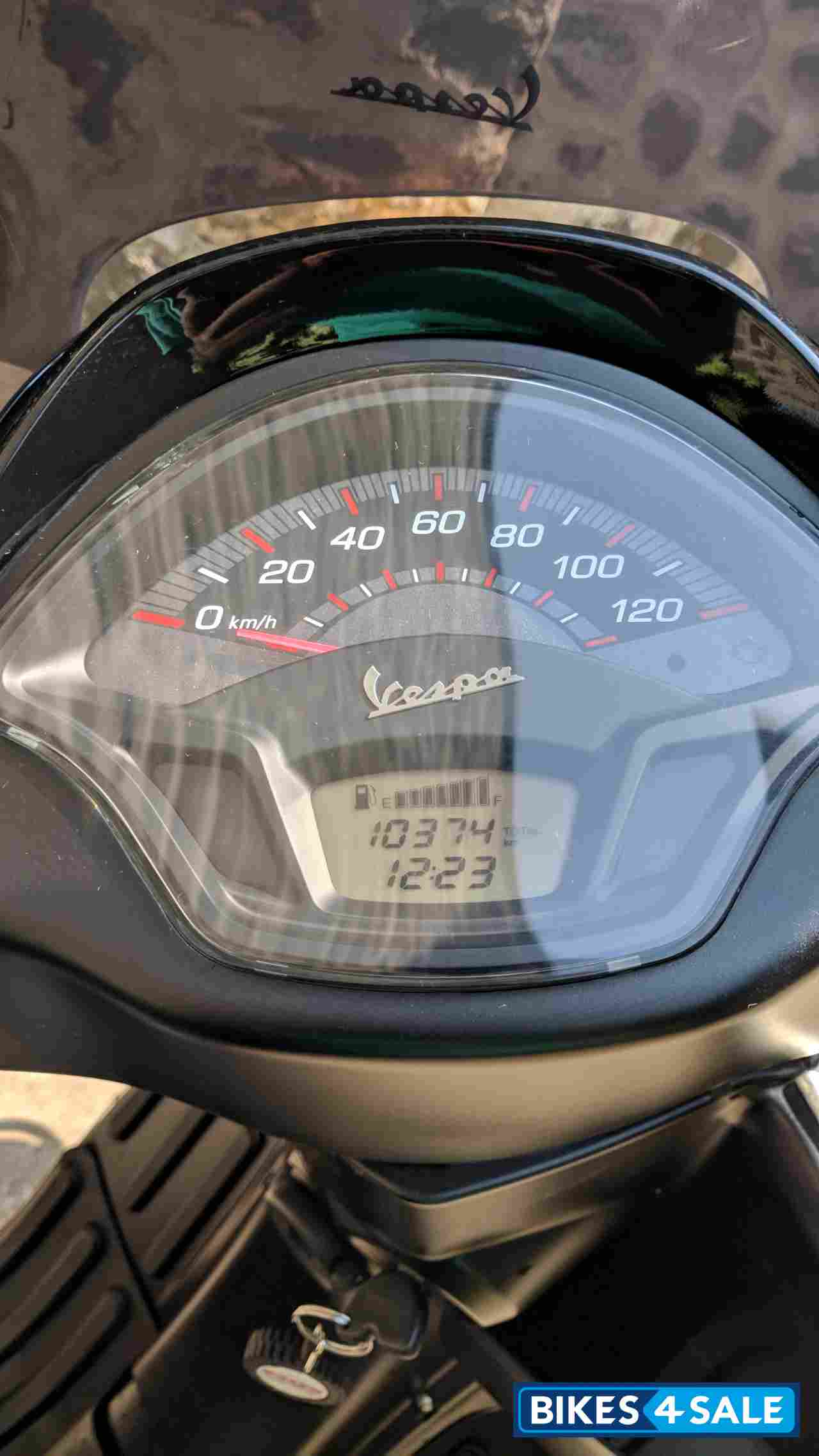 Matte Black Vespa SXL 150