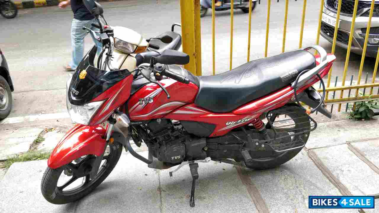 Red TVS Victor