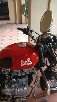 Red Royal Enfield Classic 350 Redditch Red