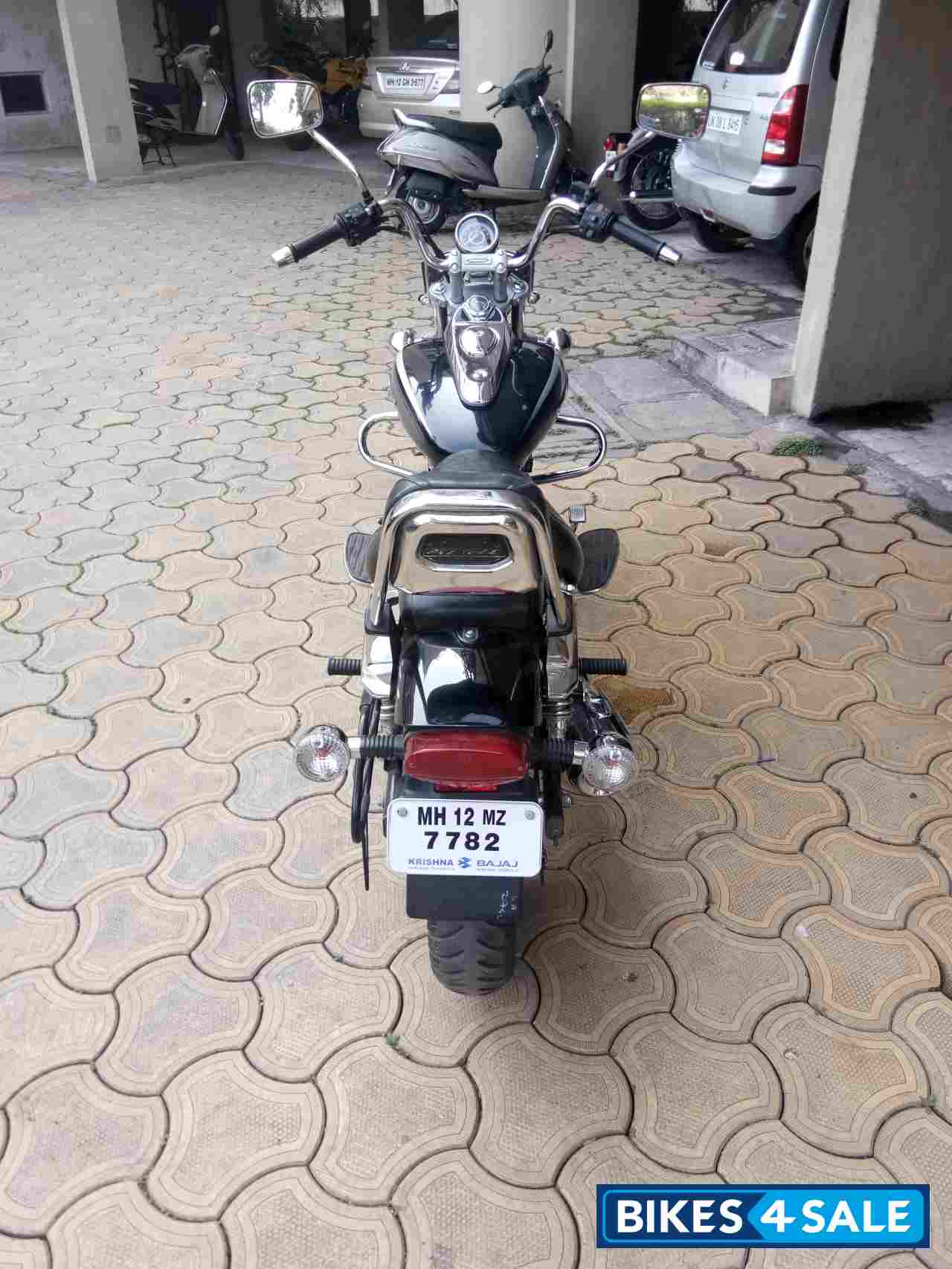 Bajaj Avenger Cruise 220 Bajaj Avenger Cruise 220