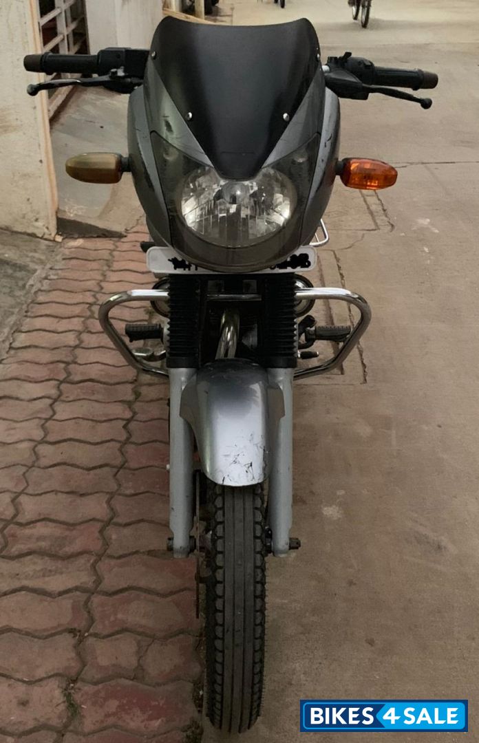 Silver Bajaj Pulsar 180 DTSi