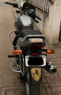 Silver Bajaj Pulsar 180 DTSi
