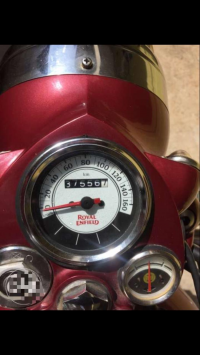 Maroon Royal Enfield Classic 350