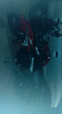 Red Yamaha Fazer FI V2