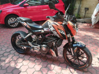 Orange KTM Duke 200