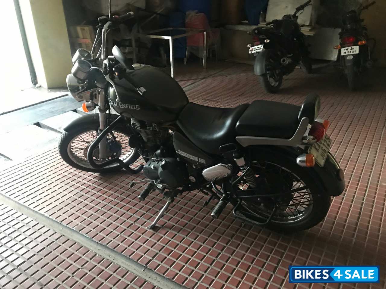 Lightning Green Royal Enfield Thunderbird 350