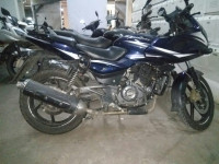 Royal Blue Bajaj Pulsar 220 DTSi