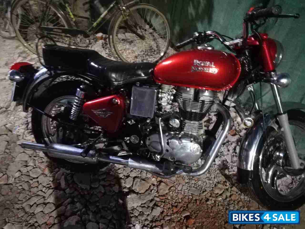 Maroon Royal Enfield Bullet Electra