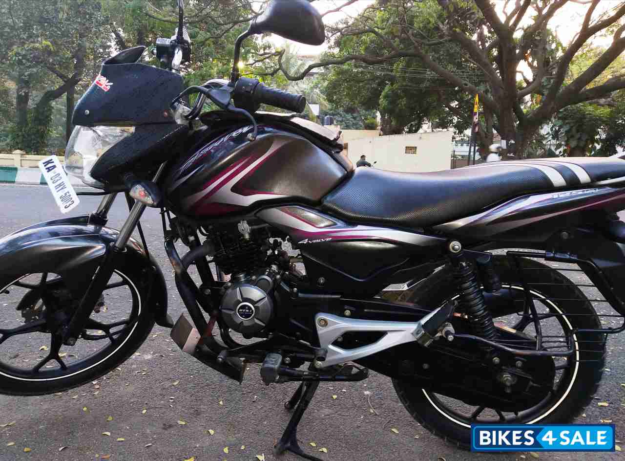 Bajaj Discover 125M