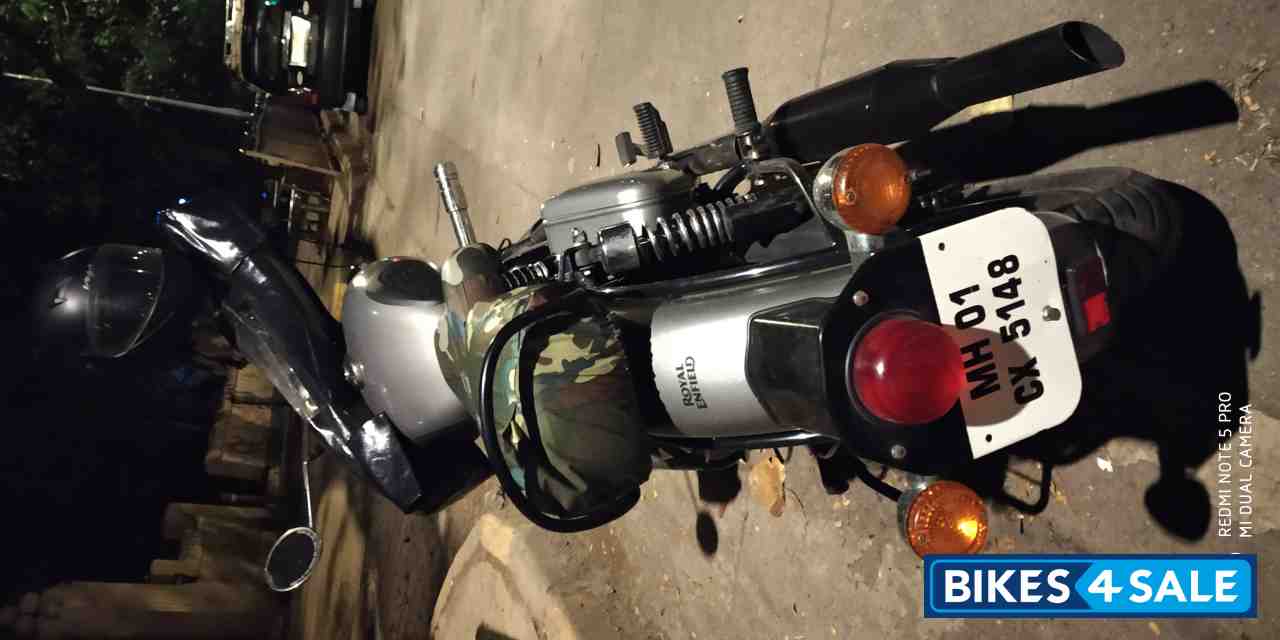 Royal Enfield Classic Gunmetal Grey Royal Enfield Classic Gunmetal Grey