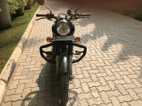 Black Royal Enfield Classic Stealth Black