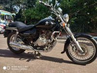 Black Bajaj Avenger 180 DTS-i