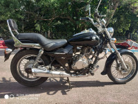 Black Bajaj Avenger 180 DTS-i