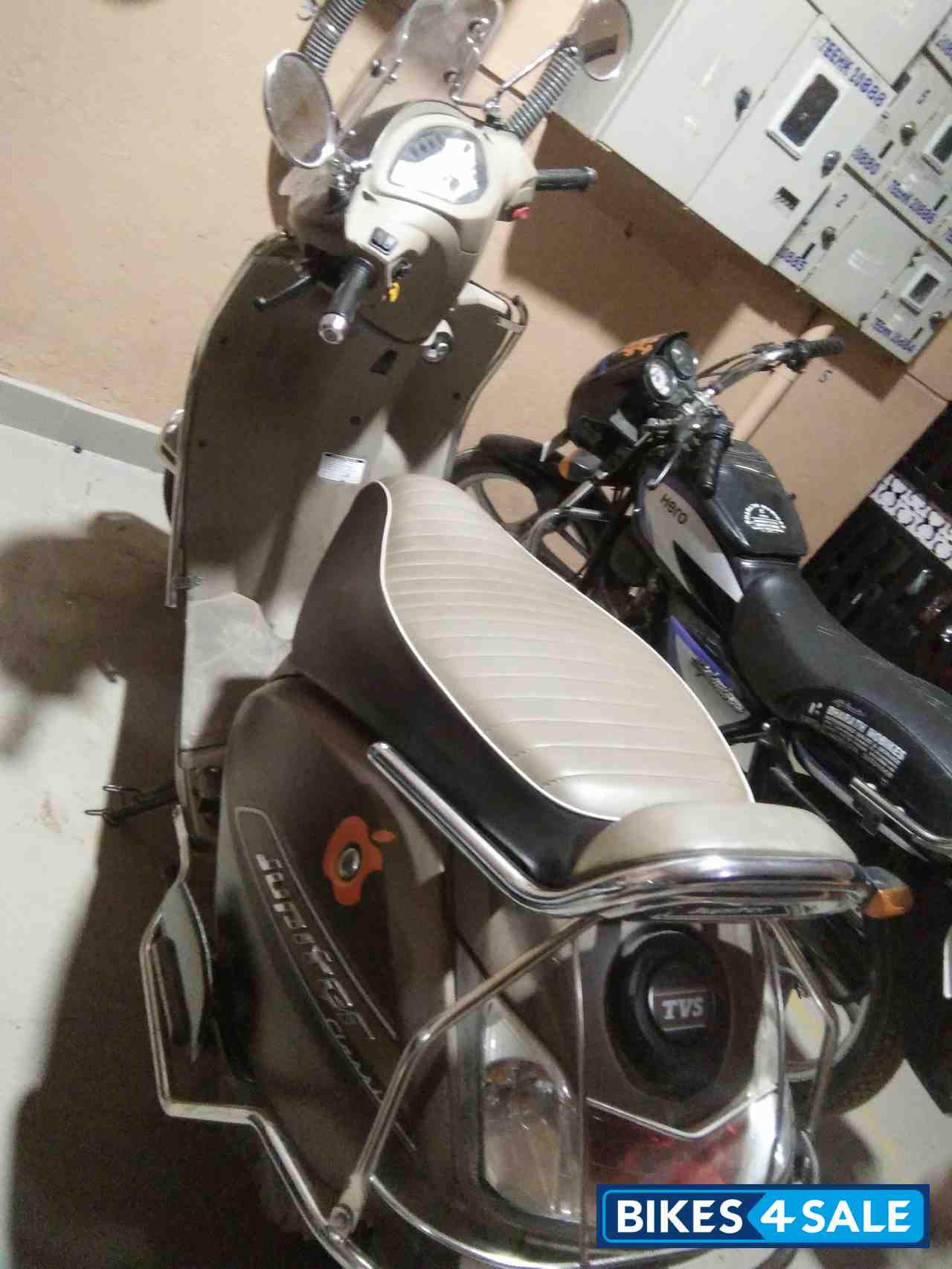 TVS Jupiter Classic