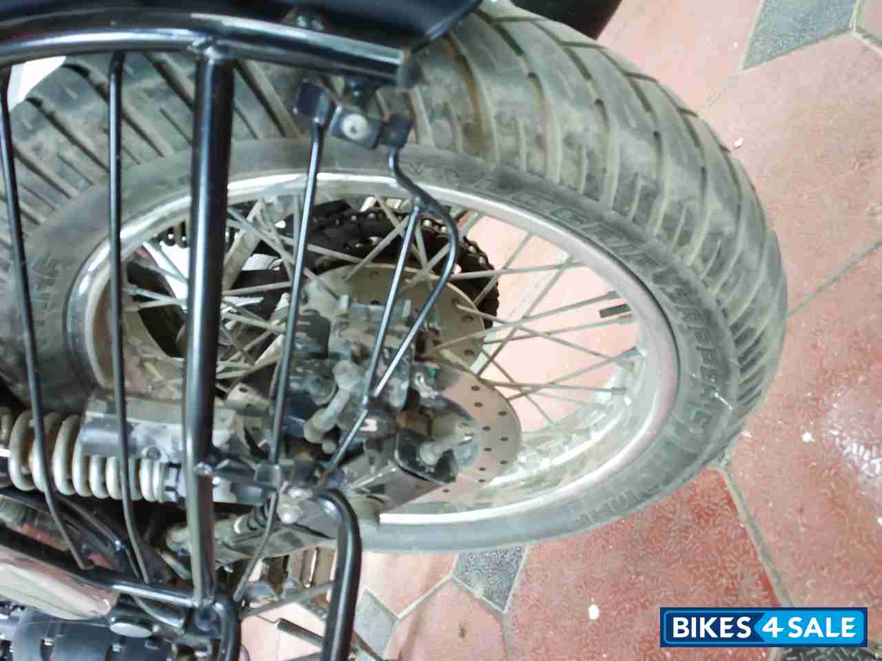 Black Royal Enfield Thunderbird 350 Black Royal Enfield Thunderbird 350