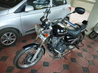 Black Royal Enfield Thunderbird 350