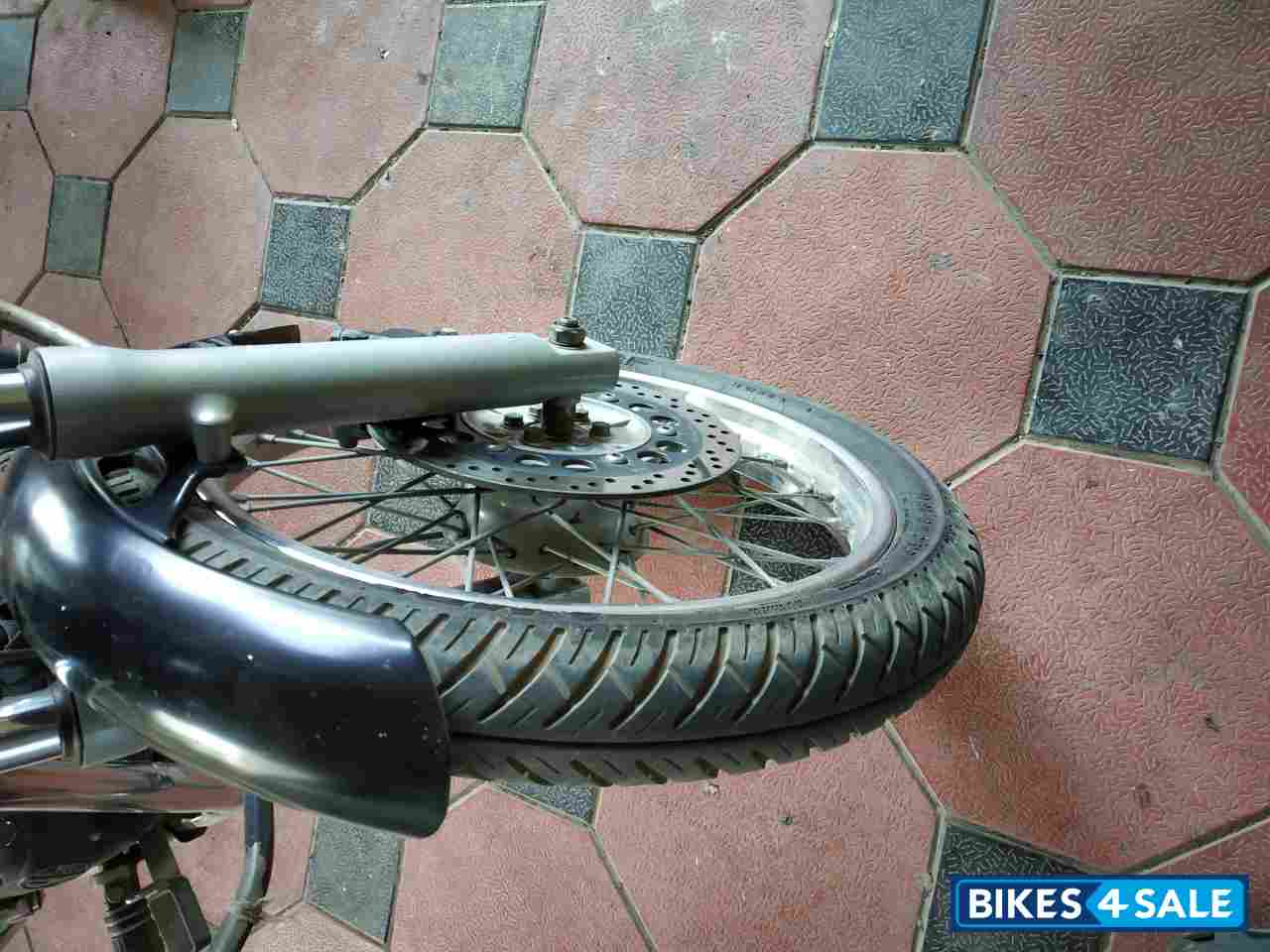 Black Royal Enfield Thunderbird 350 Black Royal Enfield Thunderbird 350