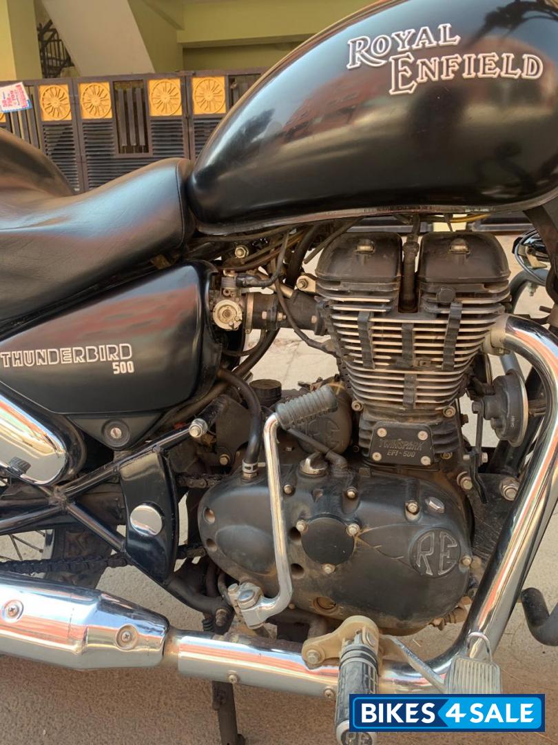 Black Royal Enfield Thunderbird 500