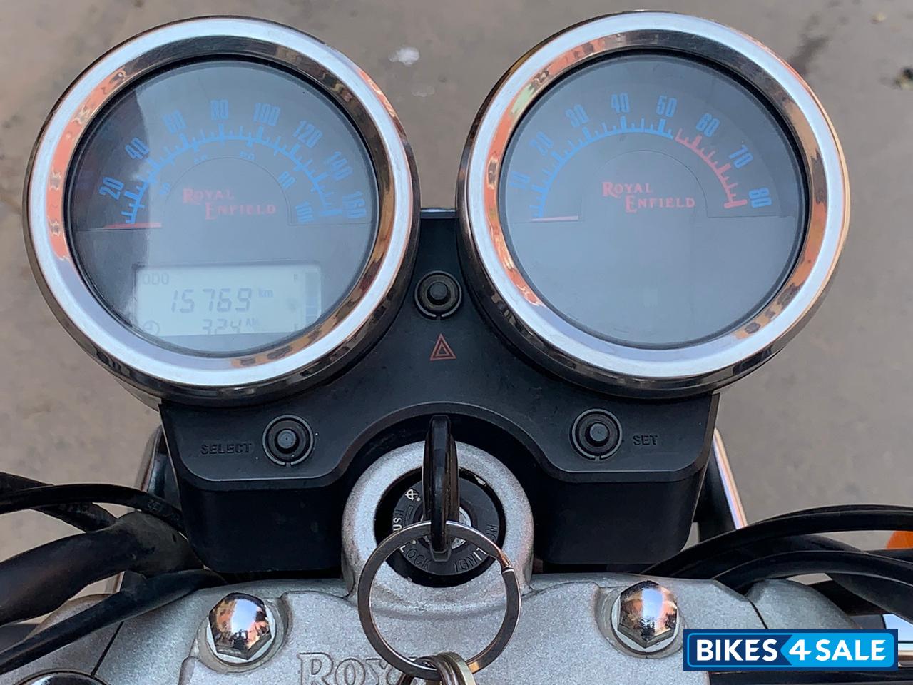 Black Royal Enfield Thunderbird 500