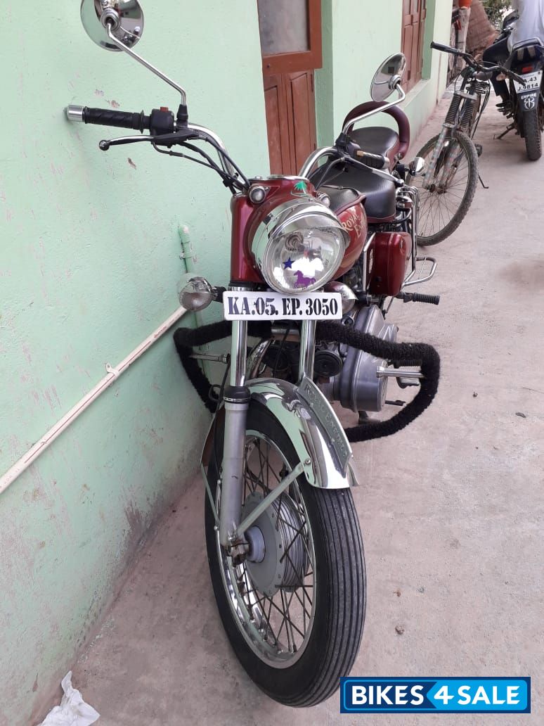 Marron & Chromium Royal Enfield Bullet Electra Marron & Chromium Royal Enfield Bullet Electra