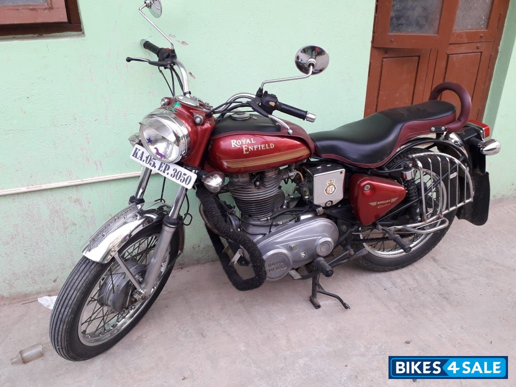 Marron & Chromium Royal Enfield Bullet Electra Marron & Chromium Royal Enfield Bullet Electra