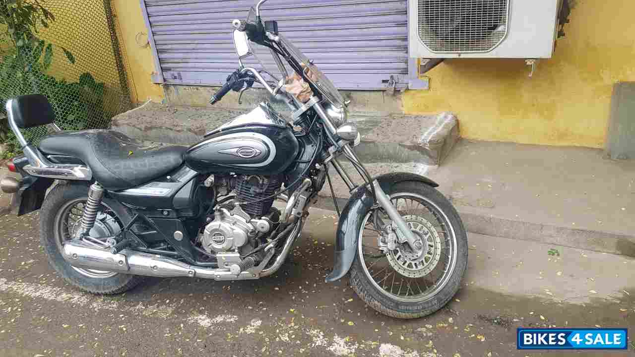 Bajaj Avenger Cruise 220