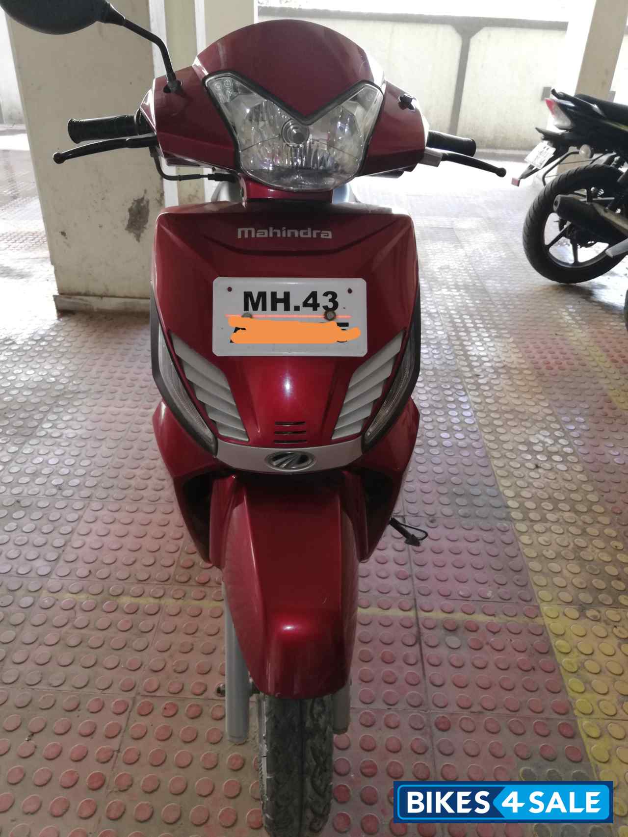 Mahindra Gusto