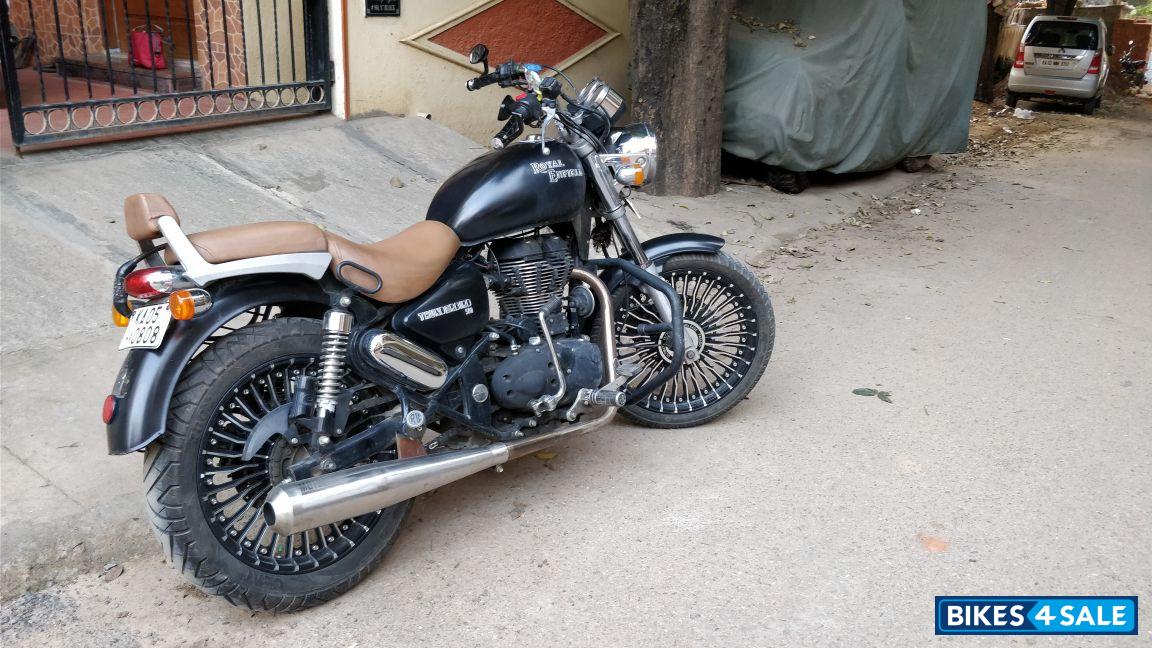 Matt Black Royal Enfield Thunderbird 500